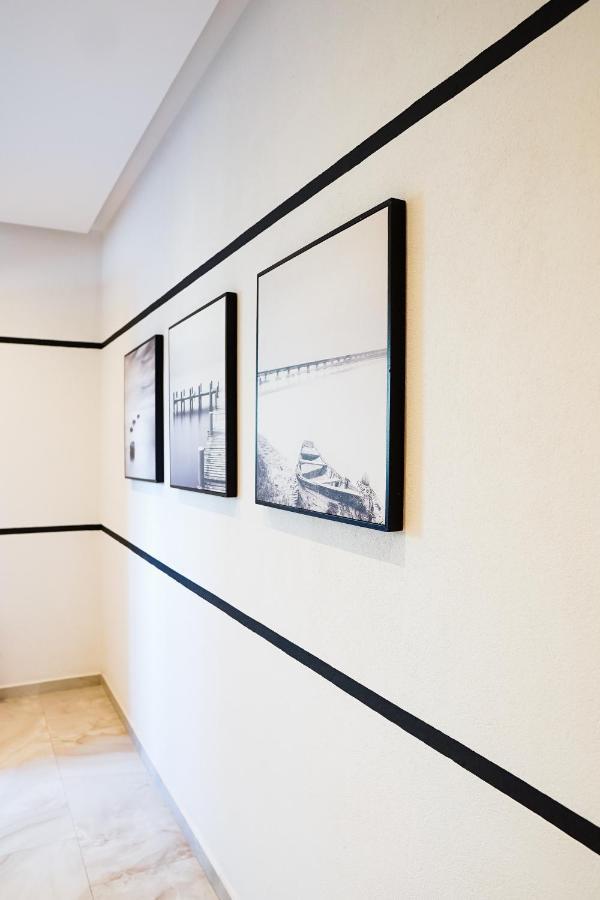 Mega Hotel Gjirokastër Dış mekan fotoğraf